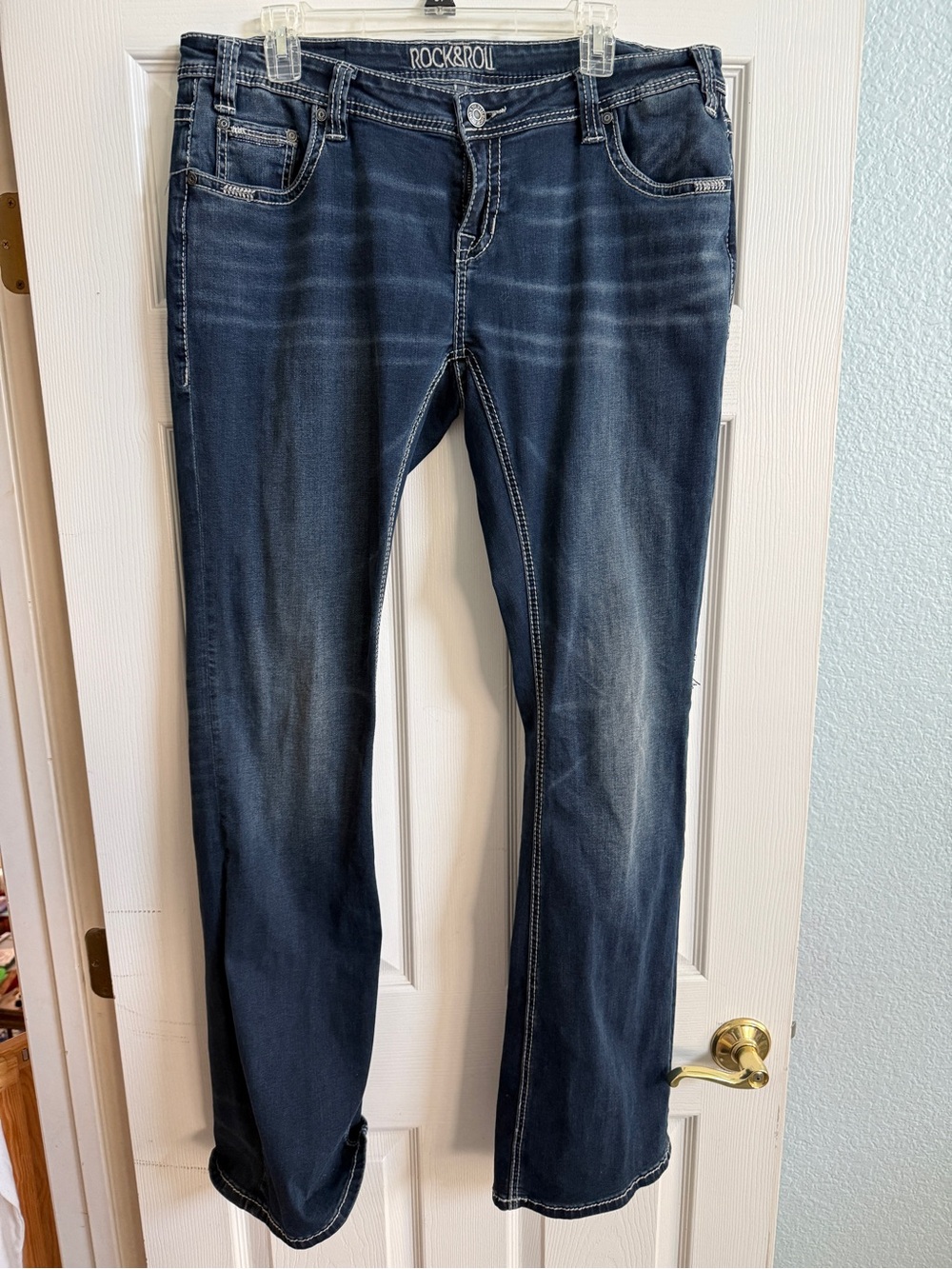 Rock & Roll Cowgirl Low Rise Bootcut Jeans 36x36 Embroidered Dark Wash